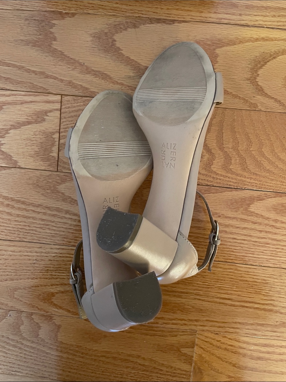 Naturalizer Vera Sandal Heel in Creme Brulee Leather, Women’s 5.5 - Picture 4 of 7
